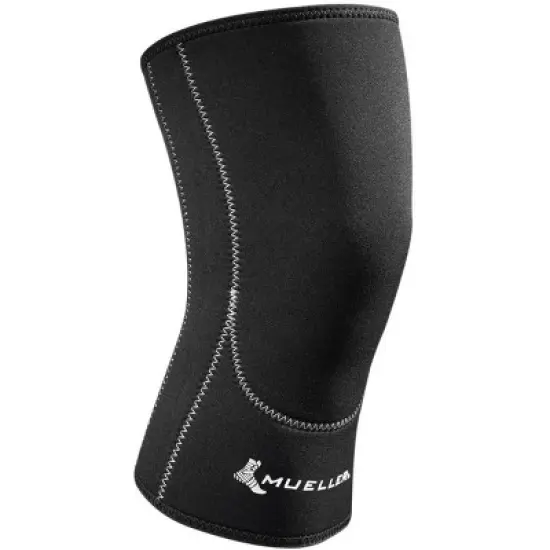 Mueller Closed Patella Knee Sleeve image {1}
