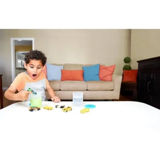 Hot Wheels Color Reveal Vehicles - 2pk image {1}