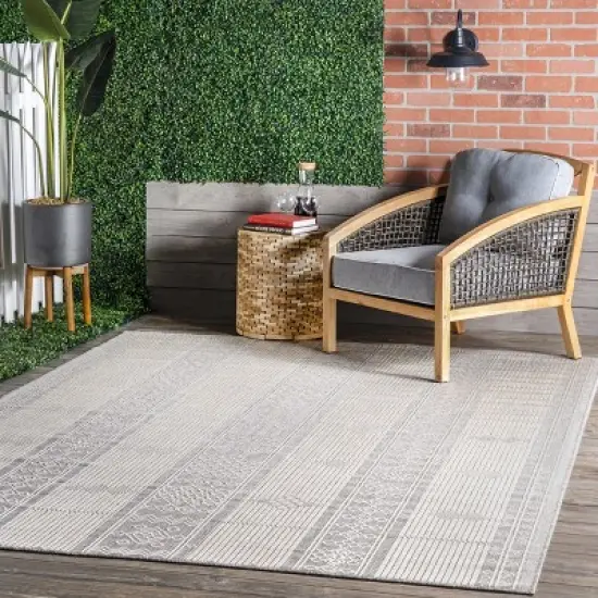 nuLOOM Leigh Stripes Indoor/Outdoor Area Rug image {1}