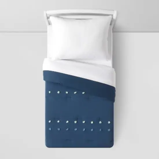 Toddler Pom Kids' Comforter - Pillowfort&trade; image {1}