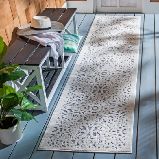 Cabana CBN662 Power Loomed Indoor/Outdoor Area Rug  - Safavieh image {1}