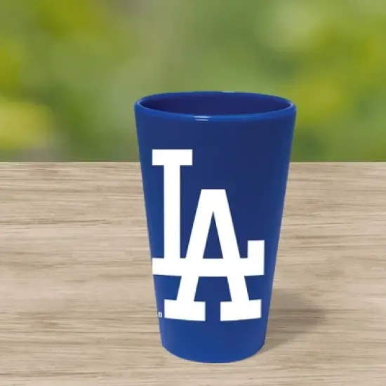 MLB Los Angeles Dodgers 16oz Silipint Drinkware: Silicone Pint Glass image {2}