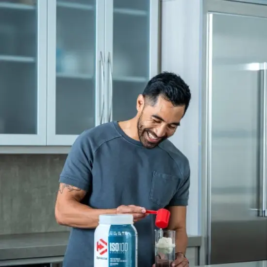 Dymatize 100% Whey Isolate Protein Powder - Chocolate Peanut Butter - 21.2oz/20 Serve image {4}