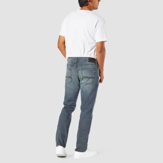 DENIZEN&reg; from Levi's&reg; Men's 216&trade; Slim Fit Jeans image {2}
