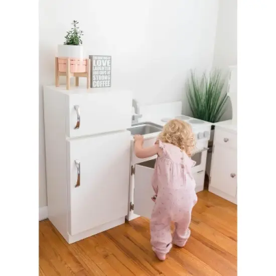 Remley Wooden Sink/Stove & Refrigerator Kitchen Playset CPSIA Kid Safe Finish - Ships Assembled image {8}