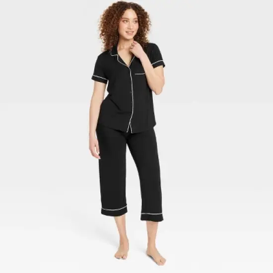 Women's Cloud Knit Short Sleeve Notch Collar Top and Cropped Pants Pajama Set - Auden&trade; image {5}