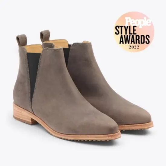 Nisolo Sustainable Women's Classic Chelsea Boot image {14}