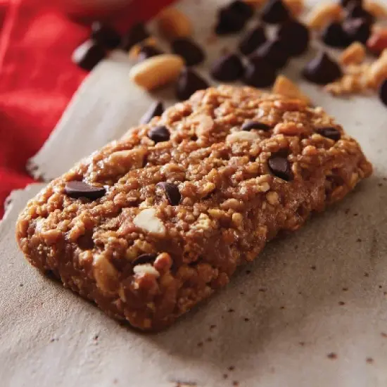 CLIF Bar Chocolate Chip Peanut Crunch Granola Protein Bar Made with Organic Oats - 11g Protein - 12oz/5pk image {2}