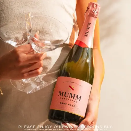Mumm Sparkling Brut Ros&eacute; - 750ml Bottle image {4}