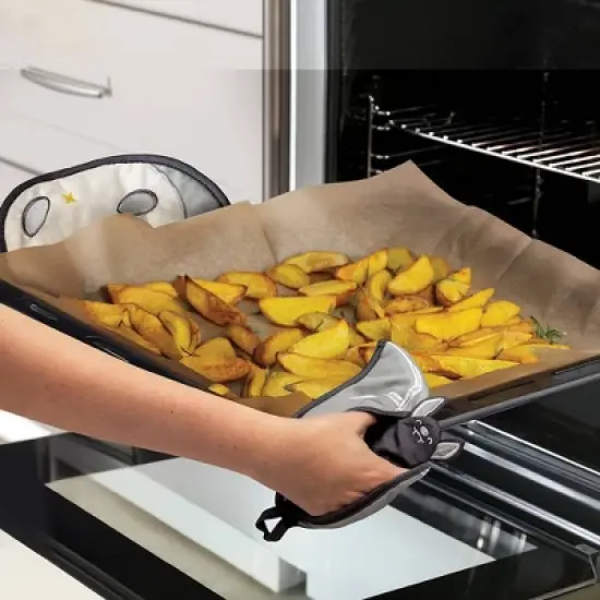 Ototo Batlicious Oven Mitt and Moon Trivet Cotton and Polyester Fabric Kitchen Set Black/Gray image {2}