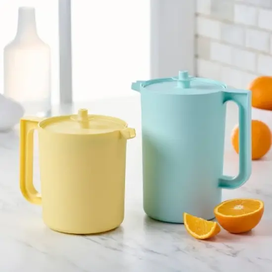 Tupperware Heritage 2pc Pitcher Set Vintage Blue/Yellow image {2}