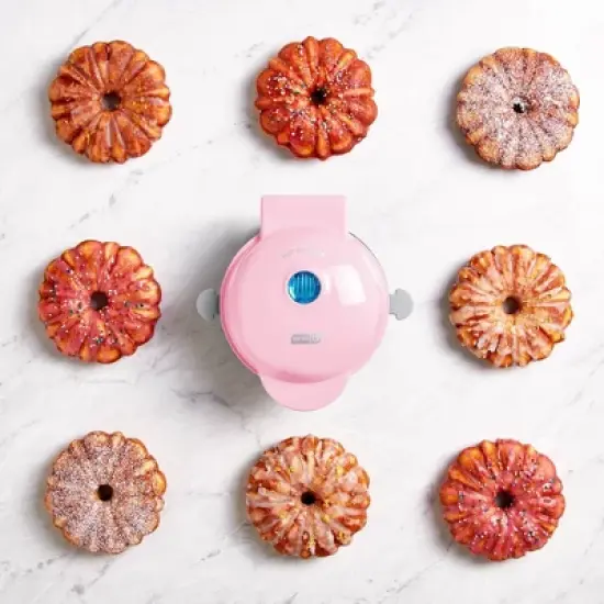 Dash Mini Bundt Maker image {12}