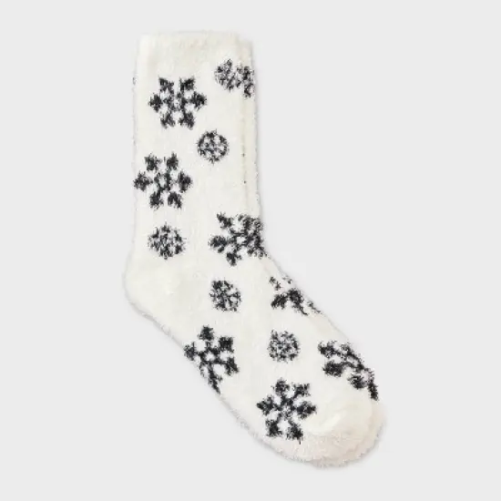 Women's Snowflake Cozy Crew Socks - Auden&trade; 4-10 image {4}