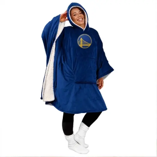 NBA Golden State Warriors Team Color Bloncho with Logo Patch and Faux Shearling Inside Throw Blanket image {3}