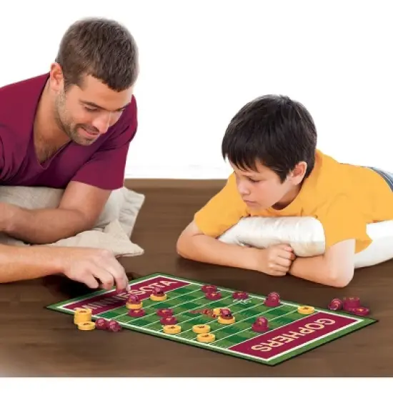 MasterPieces Officially licensed NCAA Minnesota Golden Gophers Checkers Board Game for Families and Kids ages 6 and Up image {4}