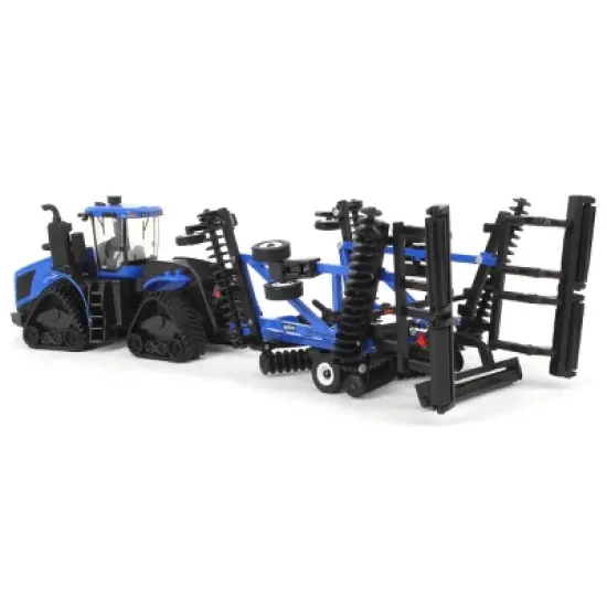 ERTL 1/64 New Holland T9.700 SmartTrax II with PLM Intelligence & Folding Disc 13995 image {3}