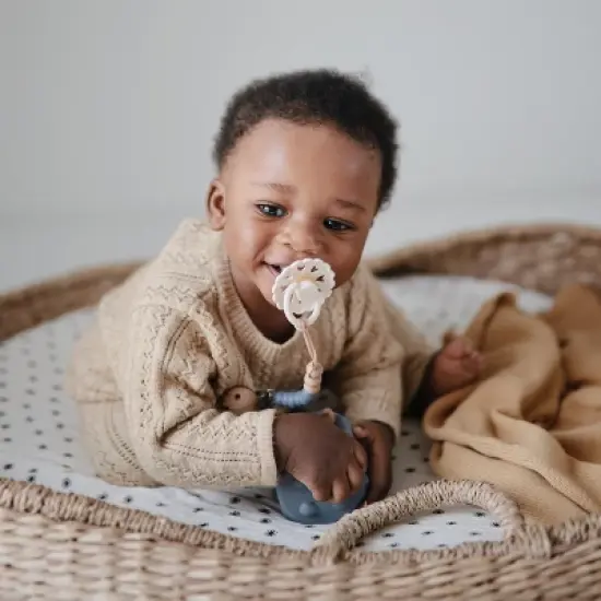 FRIGG Baby's First Pacifier Floral Heart (Cream) 4-Pack image {5}