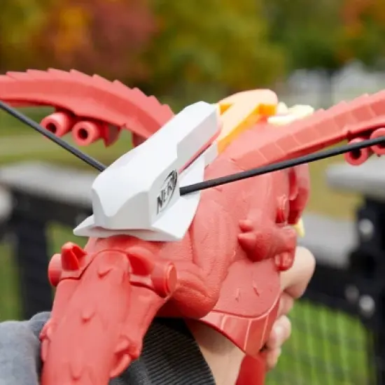 NERF Dungeons & Dragons Themberchaud Crossbow image {9}
