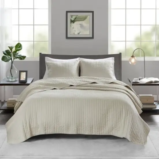 Madison Park Mitchell Reversible Coverlet Set image {2}