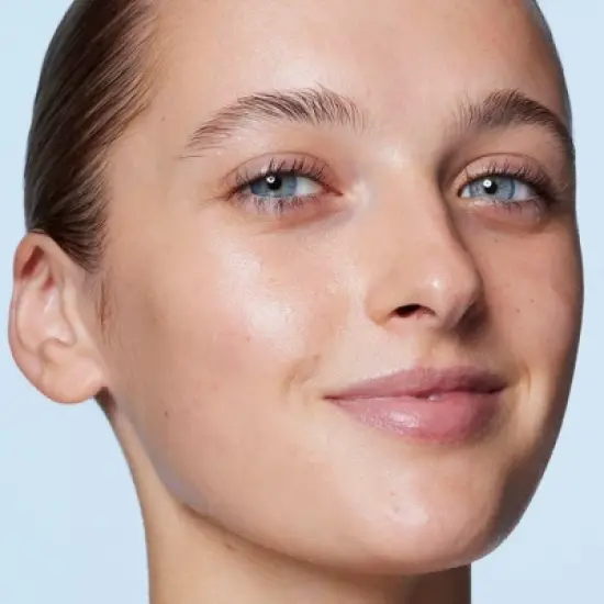 e.l.f. SKIN Suntouchable! Whoa Glow SPF 30 Sunscreen & Primer - Sunbeam - 1.69 fl oz image {4}