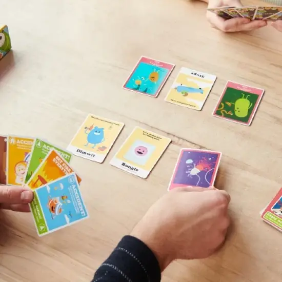 Dumb Ways to Die Card Game image {2}