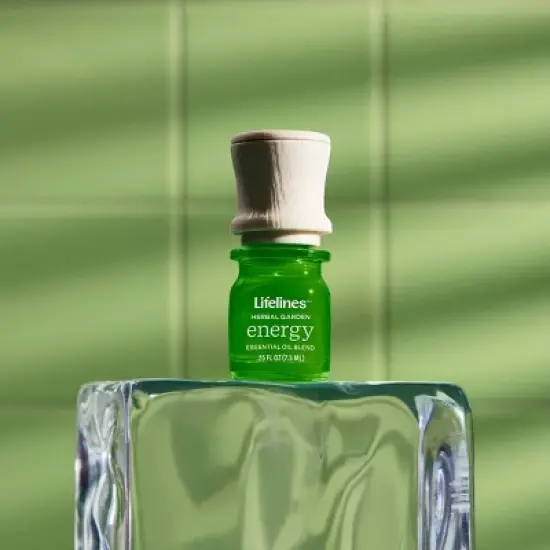 Lifelines Energy Herbal Garden Essential Oil Blend image {3}