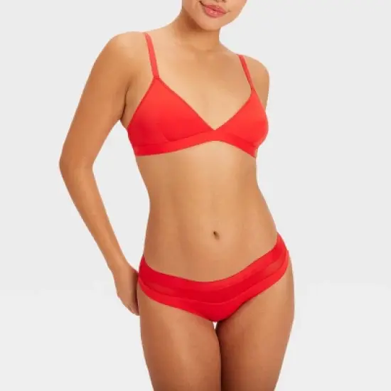 Parade Women's Re:Play Triangle Wireless Bralette image {4}