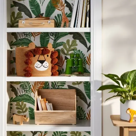 Botanical Peel & Stick Kids' Wallpaper Green - Pillowfort&trade; image {1}