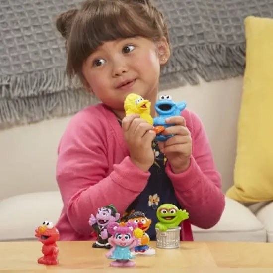 Sesame Street Deluxe Figure Set (Target Exclusive) image {2}