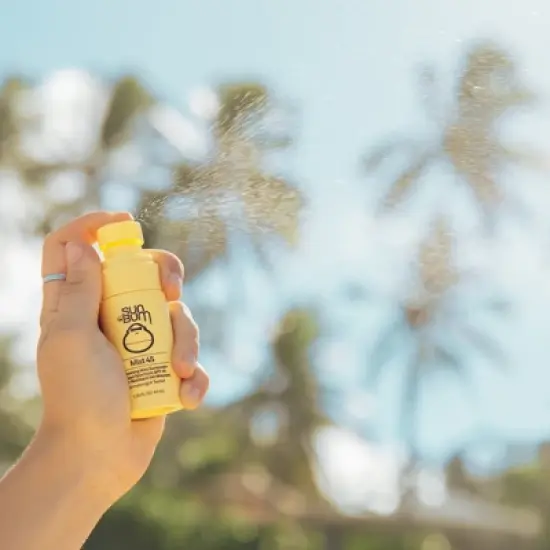 Sun Bum Mini Face Mist - SPF 45 - 1.35 fl oz image {3}