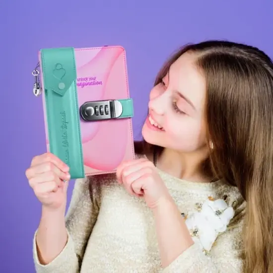 Pretty Me Secret Diary Set with Pen Pouch, Gel & Ballpoint Pens, and Customizable Pages, Birthday Gift for Girls image {3}