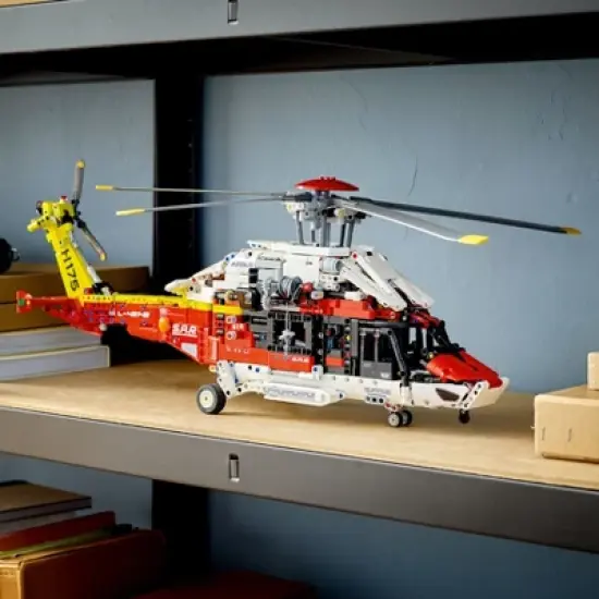 LEGO Technic Airbus H175 Rescue Helicopter Toy Model 42145 image {5}