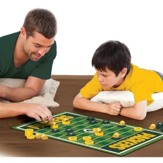 MasterPieces Officially licensed NFL Green Bay Packers Checkers Board Game for Families and Kids ages 6 and Up image {4}