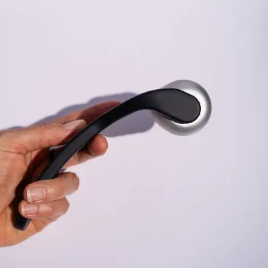 Beautimate Alloy Ice Roller &ndash; Cryotherapy Facial Tool for Puffiness, Redness, and Skin Recovery image {2}