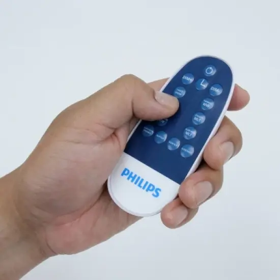 Philips 7.5' Lit Balsam Teardrop Bicolor Multi Function Twinkle Led Lights Autoconnect Foot Pedal with Remote Control image {5}