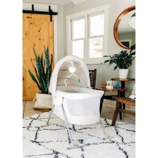 Tiny Love Love 2-in-1 Deluxe Take-Along Bassinet image {3}