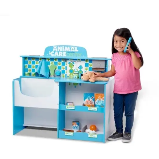 Melissa & Doug Animal Care Veterinarian and Groomer Wooden Activity Center image {5}