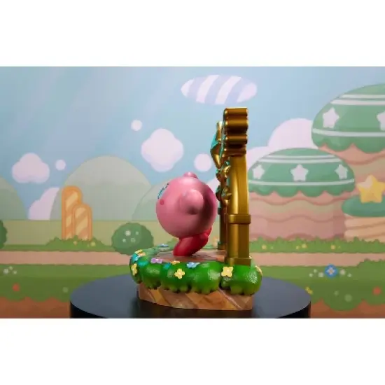 First 4 Figures: Kirby and the Goal Door 9" PVC Statue image {4}