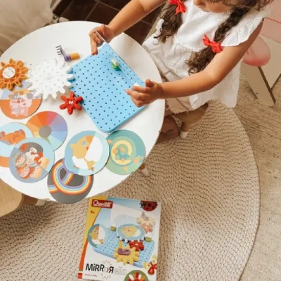 Quercetti: Mirrorello &ndash; Gear Assembly Toy, Crank & Discs, STEM Learning, Kids 4+ image {4}