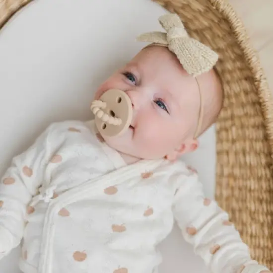 Ryan & Rose Cutie PAT Pacifier Kit - Neutral - 5pc image {2}