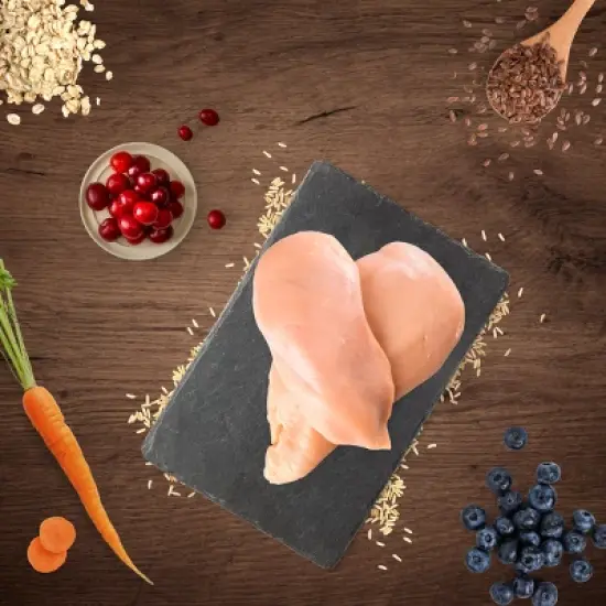 Blue Buffalo Wilderness High Protein Natural Small Breed Adult Dry Dog Food plus Wholesome Grains with Chicken - 4.5lbs image {4}