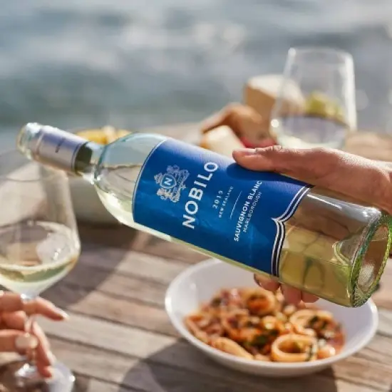 Nobilo Regional Collection Sauvignon Blanc White Wine - 750ml Bottle image {2}