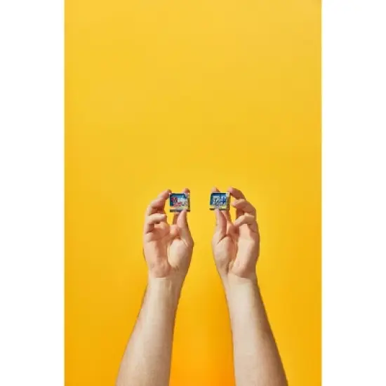 5 Surprise Toy Mini Brands S3 Collectible Capsule Toy 4pk image {9}