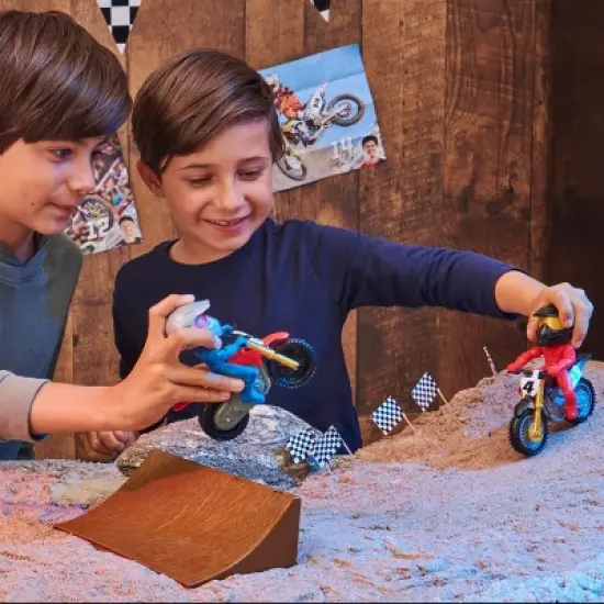 Supercross Race and Wheelie Competition Set with Deluxe Ramp image {2}