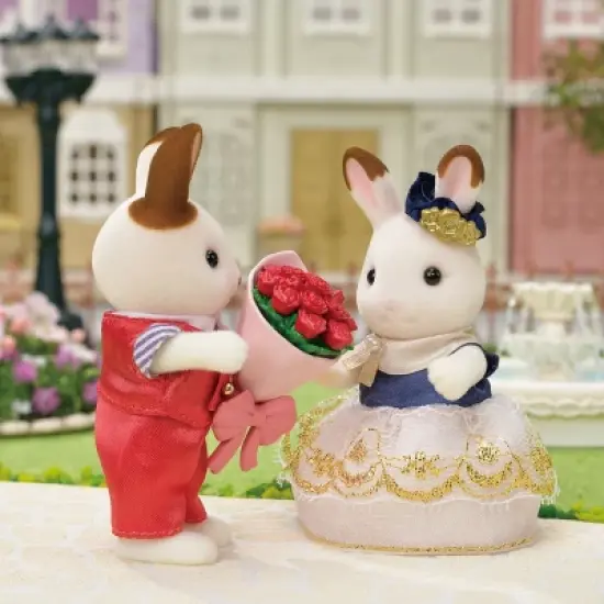 Calico Critters Town Series Cute Couple Set, Set of 2 collectivle Doll Figures with Fashion and Floral Accessories image {3}