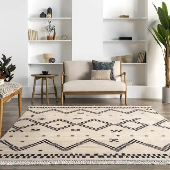 nuLOOM Tracy Moroccan Tassel Area Rug image {7}
