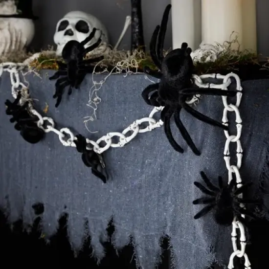Northlight Spiders Halloween Clip-on Decorations - 9.5" - Set of 5 image {2}