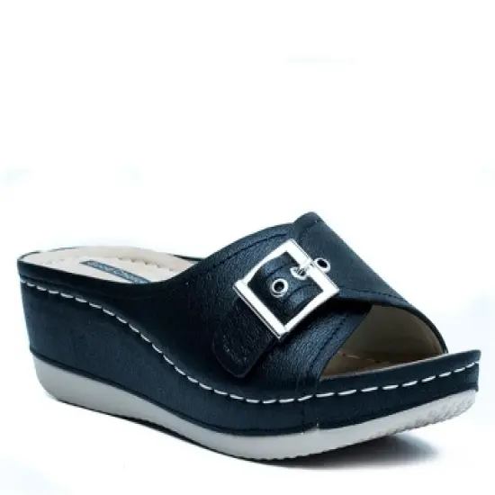 GC Shoes Justina Buckle Comfort Slide Wedge Sandals image {9}