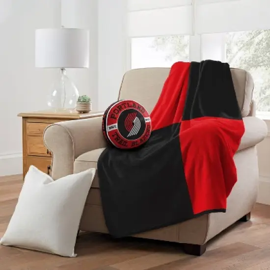 NBA Portland Trail Blazers 15" Cloud Pillow image {3}
