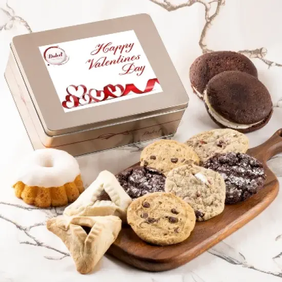 Dulcet Gift Baskets Whoopie Pie and Cookies Gift Basket, Housewarming Food Gifts For Siblings, Parents, Close friends, Neighbors, Cousins, Relatives image {4}